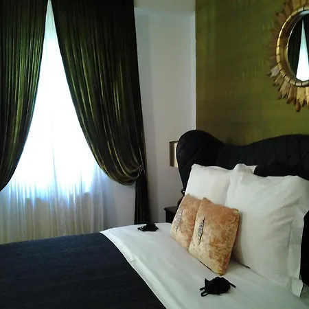 Siam - Adults Only Calm & Relax Retreat Гостевой дом Слэник-Молдова